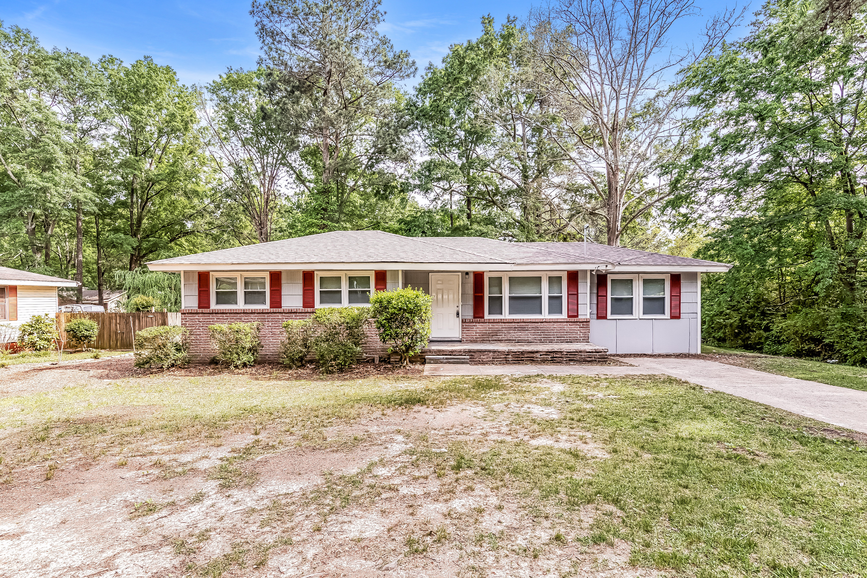 105 16th Ter NE Center Point, AL 35215